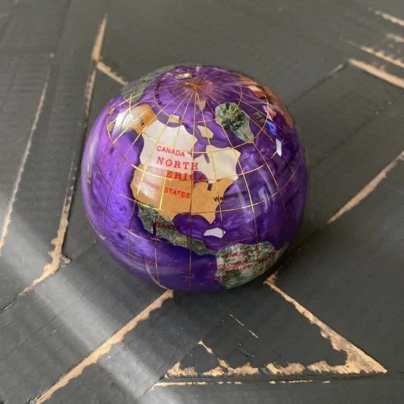 🌎World🌍Globe Paperweight🌏 - Picture 6 of 11